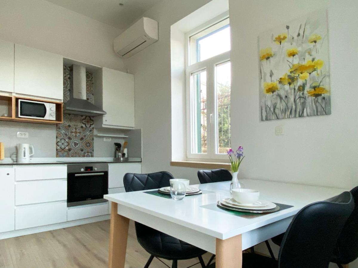 Studio Apt Orchard On Rokova St - 5 Min Walk To The Old Town Of สปลิท ภายนอก รูปภาพ